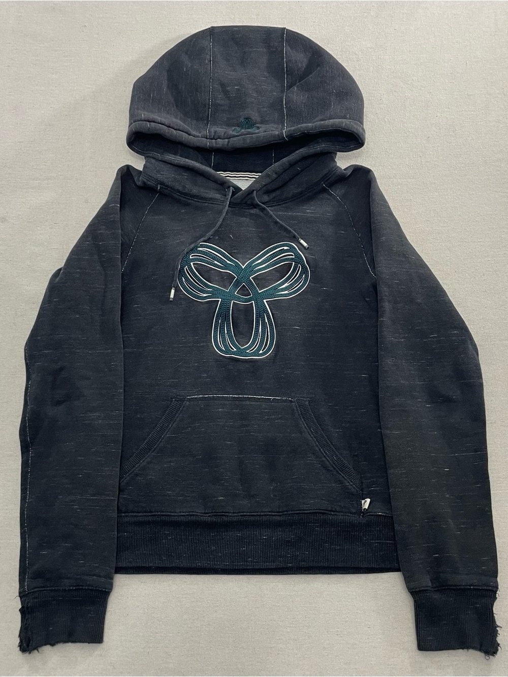 Aritzia TNA Hoodie Pullover Black/Gray Embroidered Big Logo Sweater Women XSmall